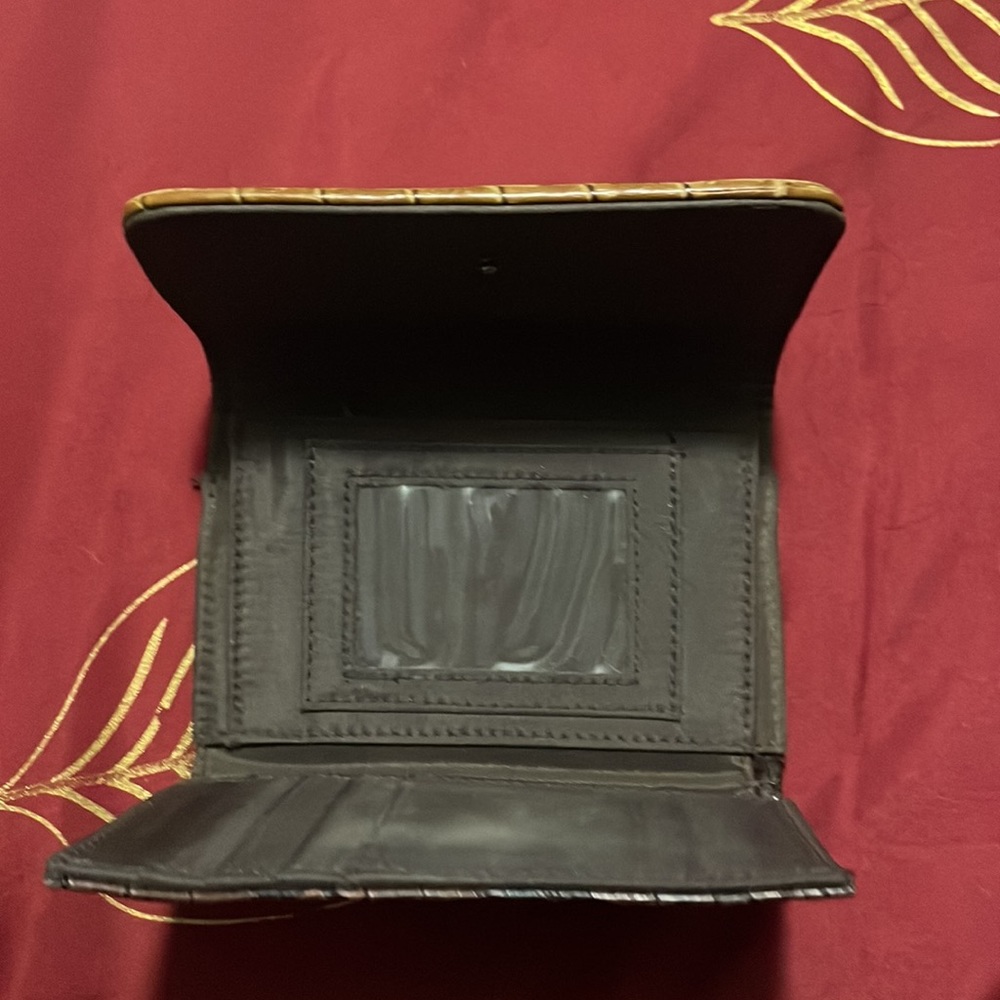 Embroidered Wallet - Picture 2 of 3